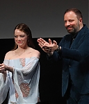 281762401_picturepub-emma-stone-084.jpg