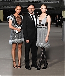 Filename=emma-127.jpg
Filesize=966KiB
Dimensions=1532x2048
Date added=Oct 16, 2022 emma-127.jpg