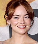 emma-stone-bugonia-premiere-in-new-york-city-002.jpg