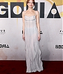 emma-stone-bugonia-premiere-in-new-york-city-003.jpg
