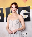 emma-stone-bugonia-premiere-in-new-york-city-007.jpg