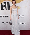 emma-stone-bugonia-premiere-in-new-york-city-045.jpg