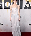 emma-stone-bugonia-premiere-in-new-york-city-053.jpg